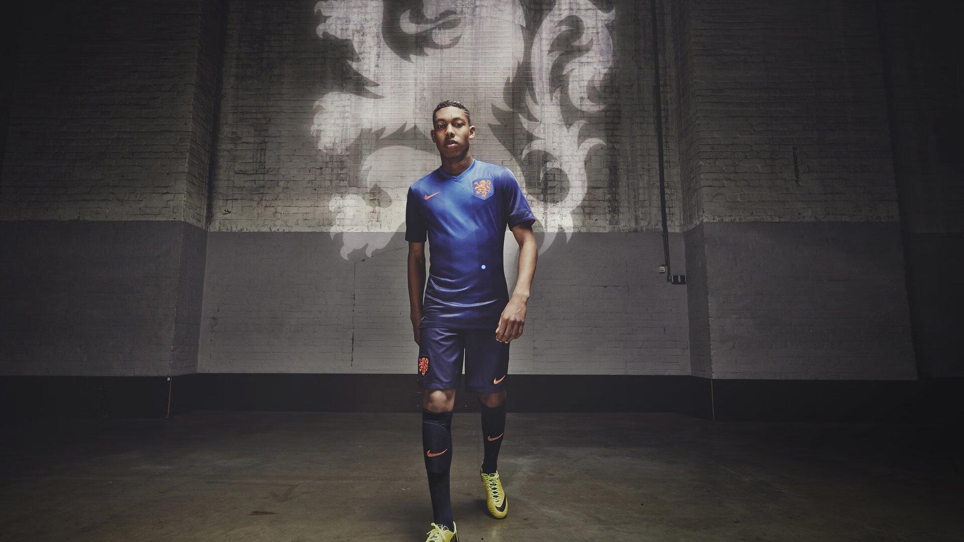 塔利斯卡左脚远射轰世界波，27场造18球诠释进攻核心本色